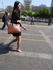 街上的亮点，黑裙肉丝美腿高跟少妇 !